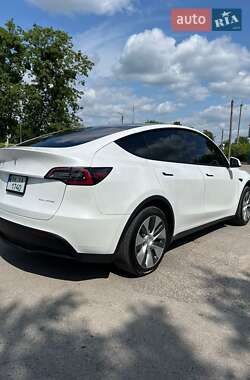 Внедорожник / Кроссовер Tesla Model Y 2020 в Ровно