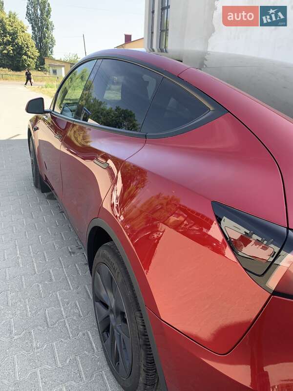 Внедорожник / Кроссовер Tesla Model Y 2024 в Сторожинце