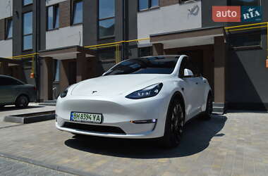 Внедорожник / Кроссовер Tesla Model Y 2021 в 