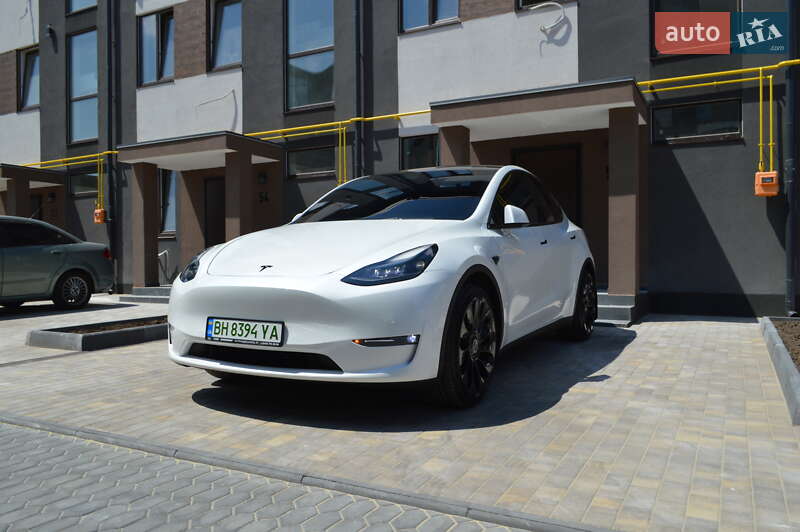 Позашляховик / Кросовер Tesla Model Y 2021 в Одесі