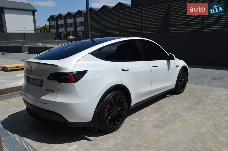Позашляховик / Кросовер Tesla Model Y 2021 в Одесі
