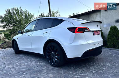 Позашляховик / Кросовер Tesla Model Y 2022 в 