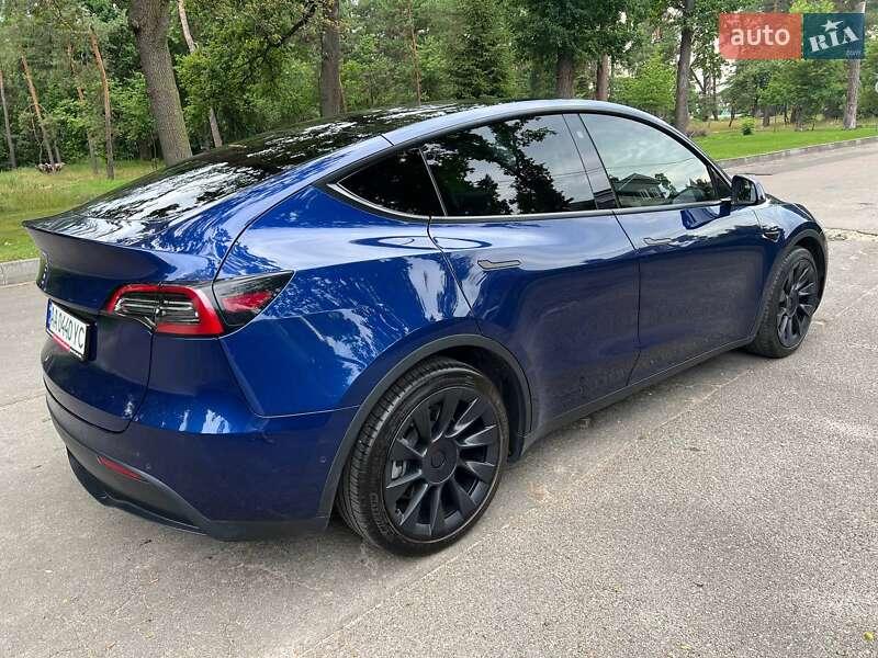 Позашляховик / Кросовер Tesla Model Y 2022 в Києві