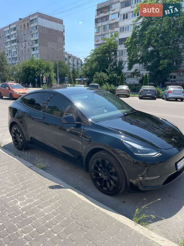 Внедорожник / Кроссовер Tesla Model Y 2023 в 