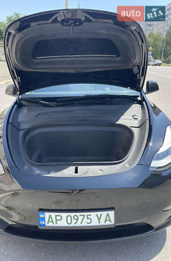 Внедорожник / Кроссовер Tesla Model Y 2023 в 