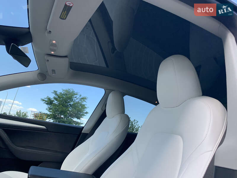 Позашляховик / Кросовер Tesla Model Y 2023 в Одесі
