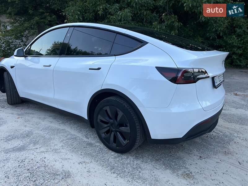 Внедорожник / Кроссовер Tesla Model Y 2024 в Белой Церкви