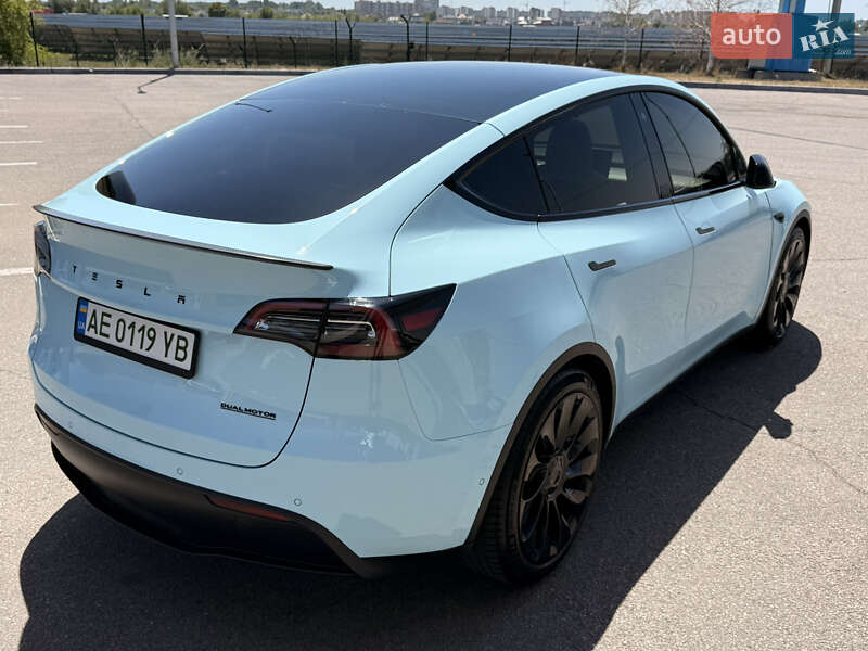 Внедорожник / Кроссовер Tesla Model Y 2022 в Днепре