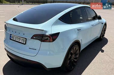 Позашляховик / Кросовер Tesla Model Y 2022 в 