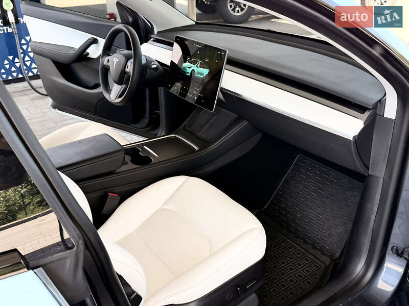 Внедорожник / Кроссовер Tesla Model Y 2022 в Днепре