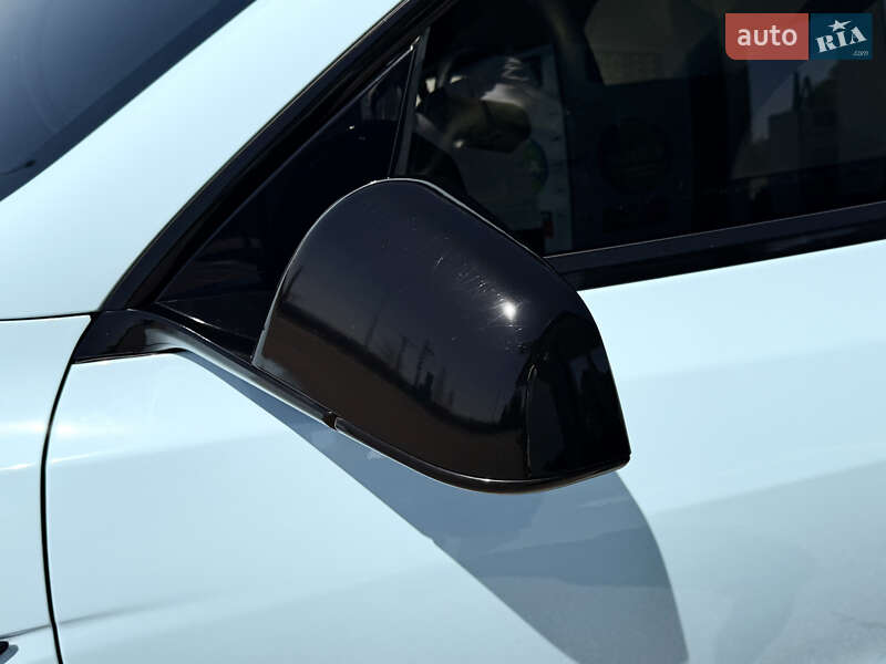 Внедорожник / Кроссовер Tesla Model Y 2022 в Днепре