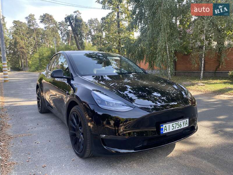 Внедорожник / Кроссовер Tesla Model Y 2023 в Киеве