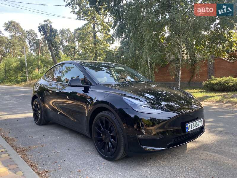 Внедорожник / Кроссовер Tesla Model Y 2023 в Киеве