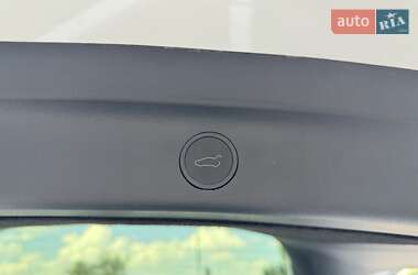 Внедорожник / Кроссовер Tesla Model Y 2023 в 