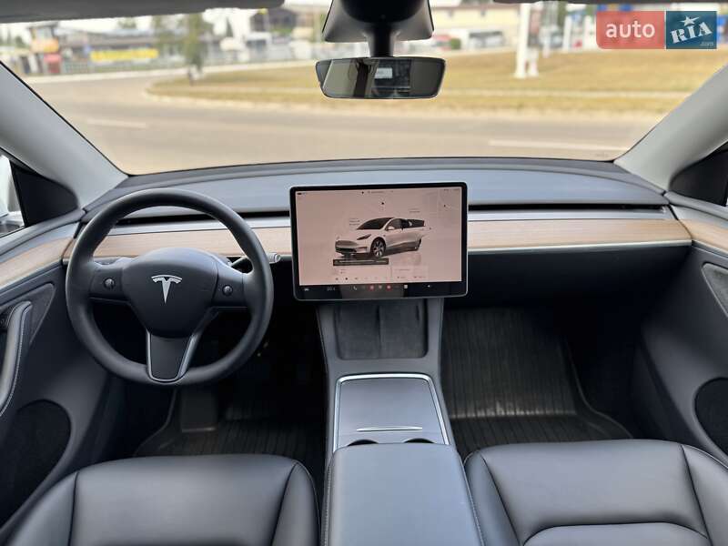 Внедорожник / Кроссовер Tesla Model Y 2023 в Кременчуге