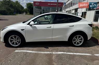 Tesla Model Y 2021