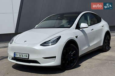 Tesla Model Y 2022