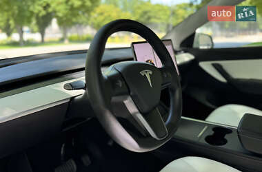 Внедорожник / Кроссовер Tesla Model Y 2022 в 