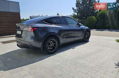 Позашляховик / Кросовер Tesla Model Y 2020 в 