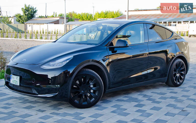 Позашляховик / Кросовер Tesla Model Y 2022 в Києві