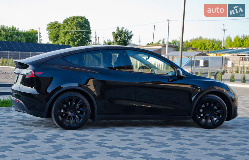 Позашляховик / Кросовер Tesla Model Y 2022 в Києві