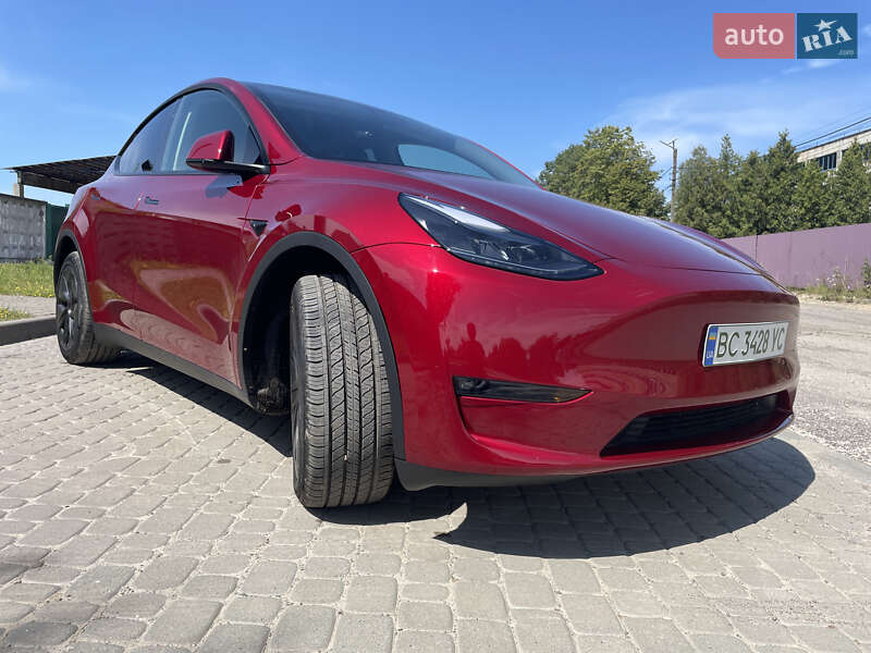 Внедорожник / Кроссовер Tesla Model Y 2024 в Львове
