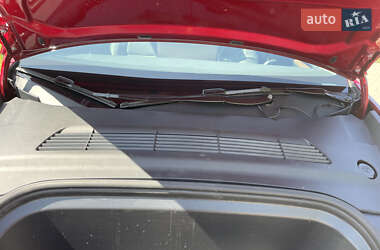 Внедорожник / Кроссовер Tesla Model Y 2024 в Львове