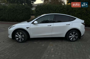 Внедорожник / Кроссовер Tesla Model Y 2021 в 