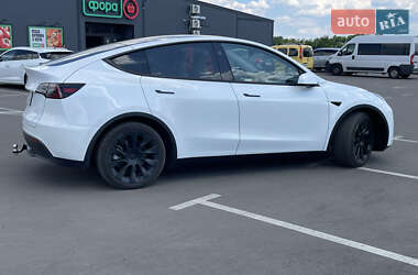 Внедорожник / Кроссовер Tesla Model Y 2024 в 