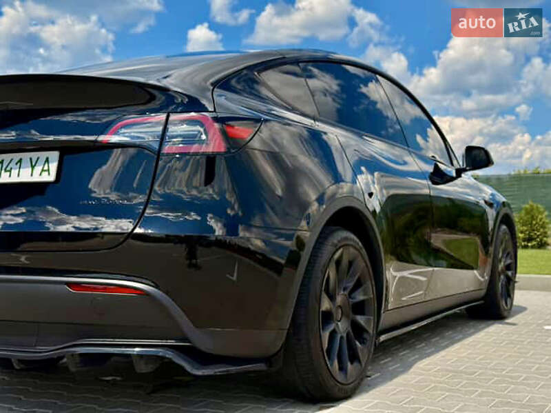 Внедорожник / Кроссовер Tesla Model Y 2023 в 