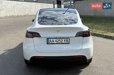 Внедорожник / Кроссовер Tesla Model Y 2022 в 