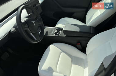 Внедорожник / Кроссовер Tesla Model Y 2022 в 