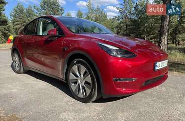Позашляховик / Кросовер Tesla Model Y 2024 в 