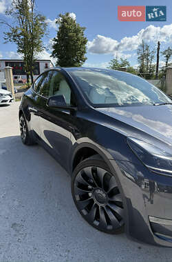 Внедорожник / Кроссовер Tesla Model Y 2024 в 