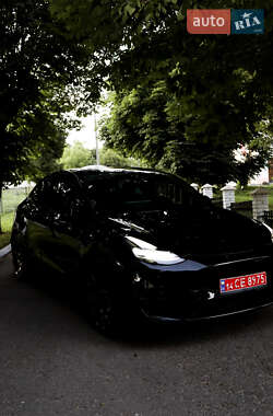 Tesla Model Y 2024 Tesla Model Y 2024