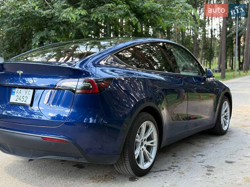 Внедорожник / Кроссовер Tesla Model Y 2021 в Киеве