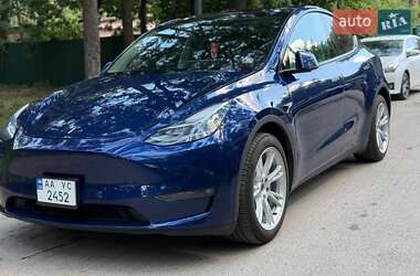Позашляховик / Кросовер Tesla Model Y 2021 в 