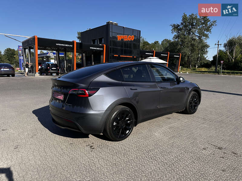 Позашляховик / Кросовер Tesla Model Y 2023 в Полтаві