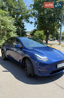 Позашляховик / Кросовер Tesla Model Y 2022 в 