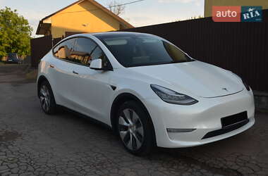 Позашляховик / Кросовер Tesla Model Y 2021 в Львові