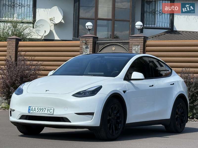 Позашляховик / Кросовер Tesla Model Y 2022 в Києві