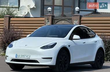 Позашляховик / Кросовер Tesla Model Y 2022 в 