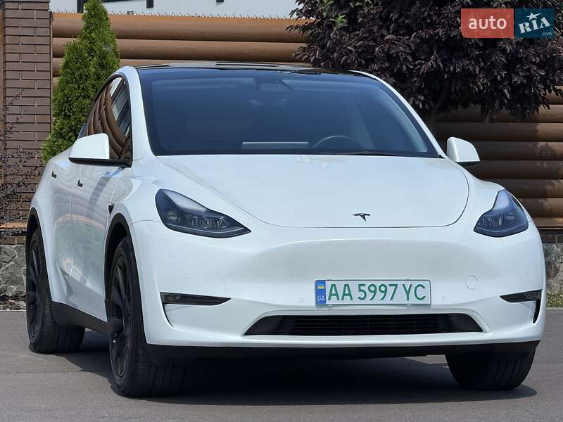 Позашляховик / Кросовер Tesla Model Y 2022 в Києві