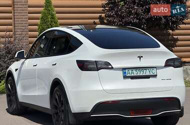 Позашляховик / Кросовер Tesla Model Y 2022 в 
