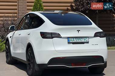 Позашляховик / Кросовер Tesla Model Y 2022 в 