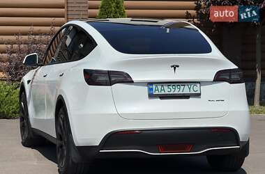 Позашляховик / Кросовер Tesla Model Y 2022 в 