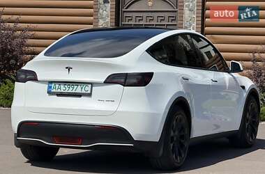 Позашляховик / Кросовер Tesla Model Y 2022 в 