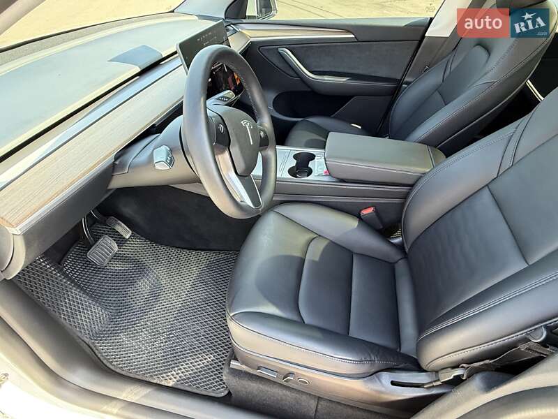 Позашляховик / Кросовер Tesla Model Y 2022 в Києві