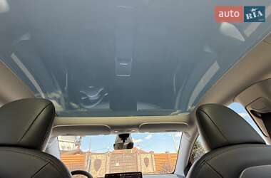Позашляховик / Кросовер Tesla Model Y 2022 в 