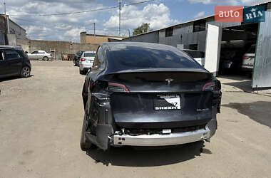 Внедорожник / Кроссовер Tesla Model Y 2024 в 